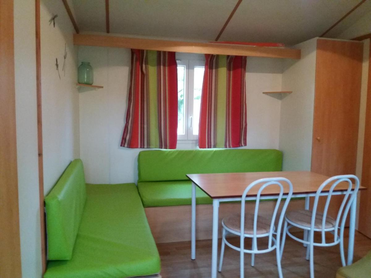 Camping Le Pont D'Allagnon Lempdes sur Allagnon Exterior photo
